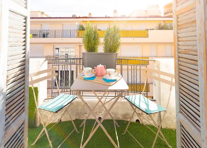 Apartment Diepedale - 3 Pieces - Parking - Carre D'or